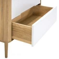 Studio Copenhagen Kommode Loca IV - Wildeiche teilmassiv - Weiß / Wildeiche 24 Studio Copenhagen Kommode Loca IV - Wildeiche teilmassiv - Weiß / Wildeiche -Wohnzimmermöbel boutique en ligne 1000005213 120 GALLERYIMAGES P000000001000005213