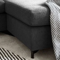 Fredriks Ecksofa Cipo I - Schwarz meliert - Longchair davorstehend rechts 26 Fredriks Ecksofa Cipo I - Schwarz meliert - Longchair davorstehend rechts -Wohnzimmermöbel boutique en ligne 1000119803 120 GALLERYIMAGES P000000001000119803