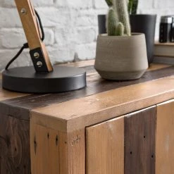 Ars manufacti Sideboard Tamati II - Pinie massiv / Eisen - Pinie / Schwarz 26 Ars manufacti Sideboard Tamati II - Pinie massiv / Eisen - Pinie / Schwarz -Wohnzimmermöbel boutique en ligne 1000166787 200117 06085800008 MOOD DETAILS P000000001000166787 mood