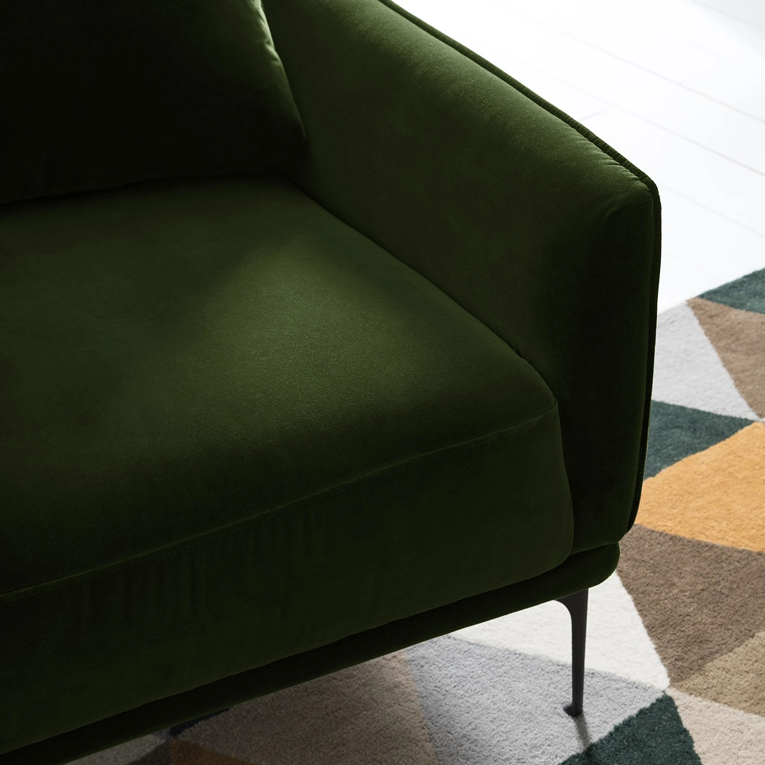 Studio Copenhagen Sessel Pouch - Samt - Dunkelgrün 8 Studio Copenhagen Sessel Pouch - Samt - Dunkelgrün – Bild 8