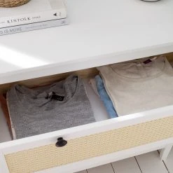 Maison Belfort Kommode Belleria I - Kiefer massiv / Wiener Geflecht - Weiß 22 Maison Belfort Kommode Belleria I - Kiefer massiv / Wiener Geflecht - Weiß -Wohnzimmermöbel boutique en ligne 1000187592 200430 14091600015 DETAILS P000000001000187592