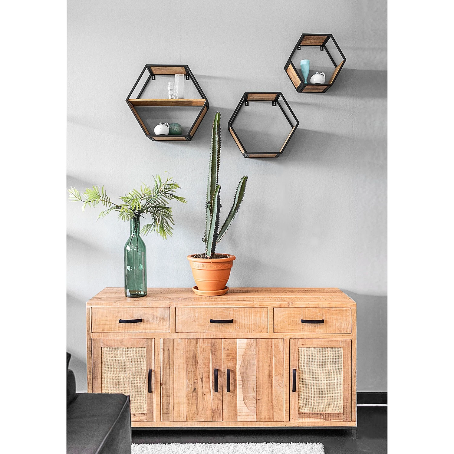 Red Living Wandregal Daggett III - Mango massiv / Metall - Mango / Schwarz 2 Red Living Wandregal Daggett III - Mango massiv / Metall - Mango / Schwarz – Bild 2