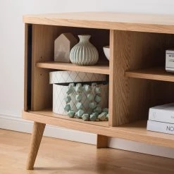 Mørteens TV-Lowboard Hanck - Eiche teilmassiv -Wohnzimmermöbel boutique en ligne 1000218289 210312 08420700012 DETAILS P000000001000218289 1