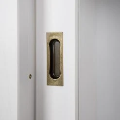 Maison Belfort Kommode Rivery IV - Kiefer massiv - Weiß 21 Maison Belfort Kommode Rivery IV - Kiefer massiv - Weiß -Wohnzimmermöbel boutique en ligne 1000218465 220425 037 DETAILS P000000001000218465