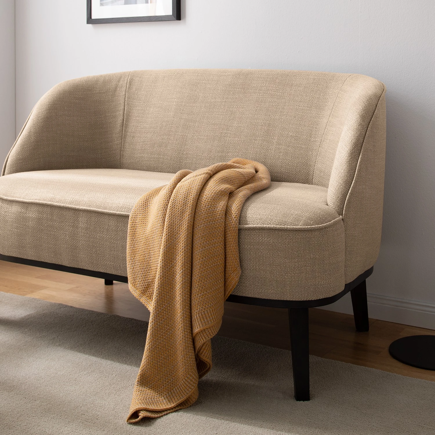 Ridgevalley Sofa Voiteur (2-Sitzer) - Webstoff Noela: Cappuccino - Buche Dunkel 13 Ridgevalley Sofa Voiteur (2-Sitzer) - Webstoff Noela: Cappuccino - Buche Dunkel – Bild 13