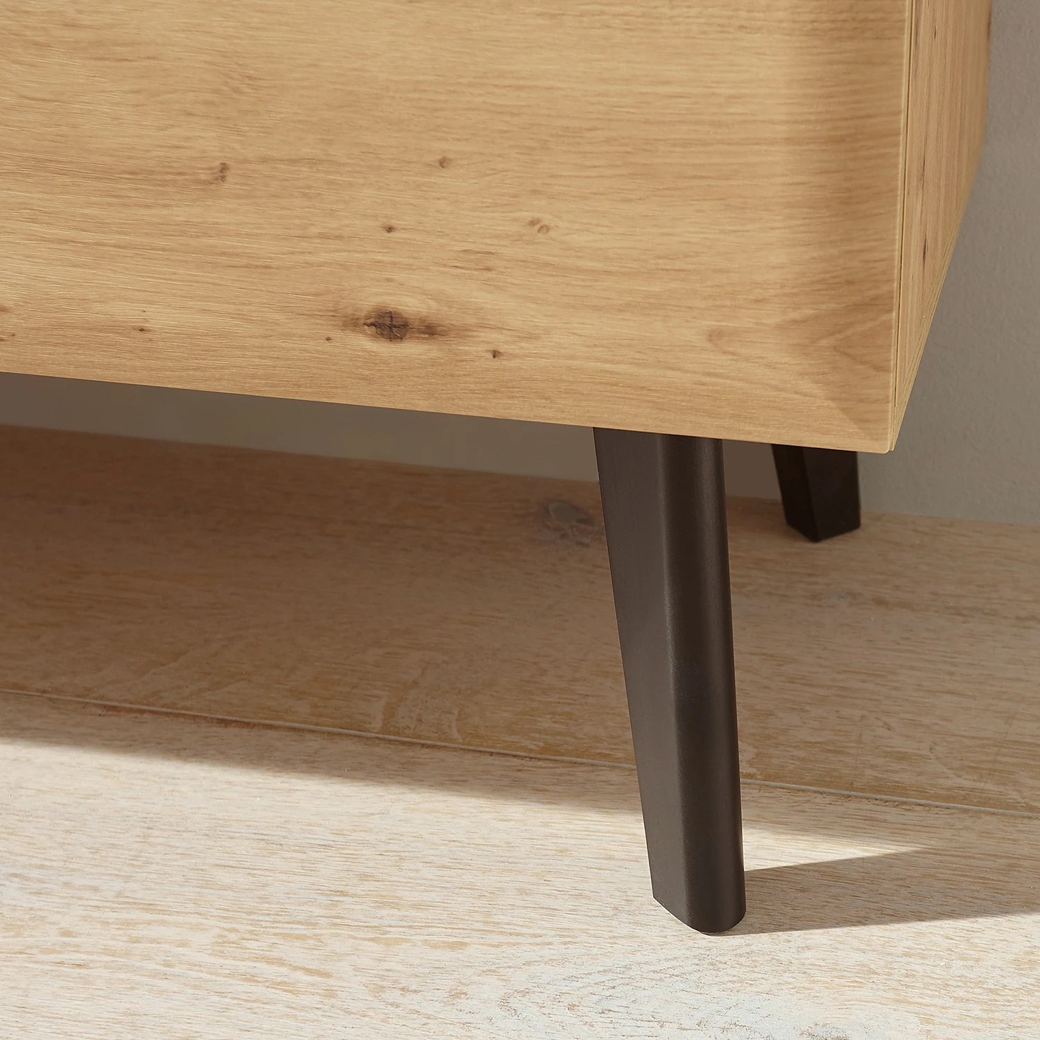 Loftscape TV-Lowboard Tornac - Eiche Artisan Dekor / Schwarz - Breite: 160 cm 6 Loftscape TV-Lowboard Tornac - Eiche Artisan Dekor / Schwarz - Breite: 160 cm – Bild 6