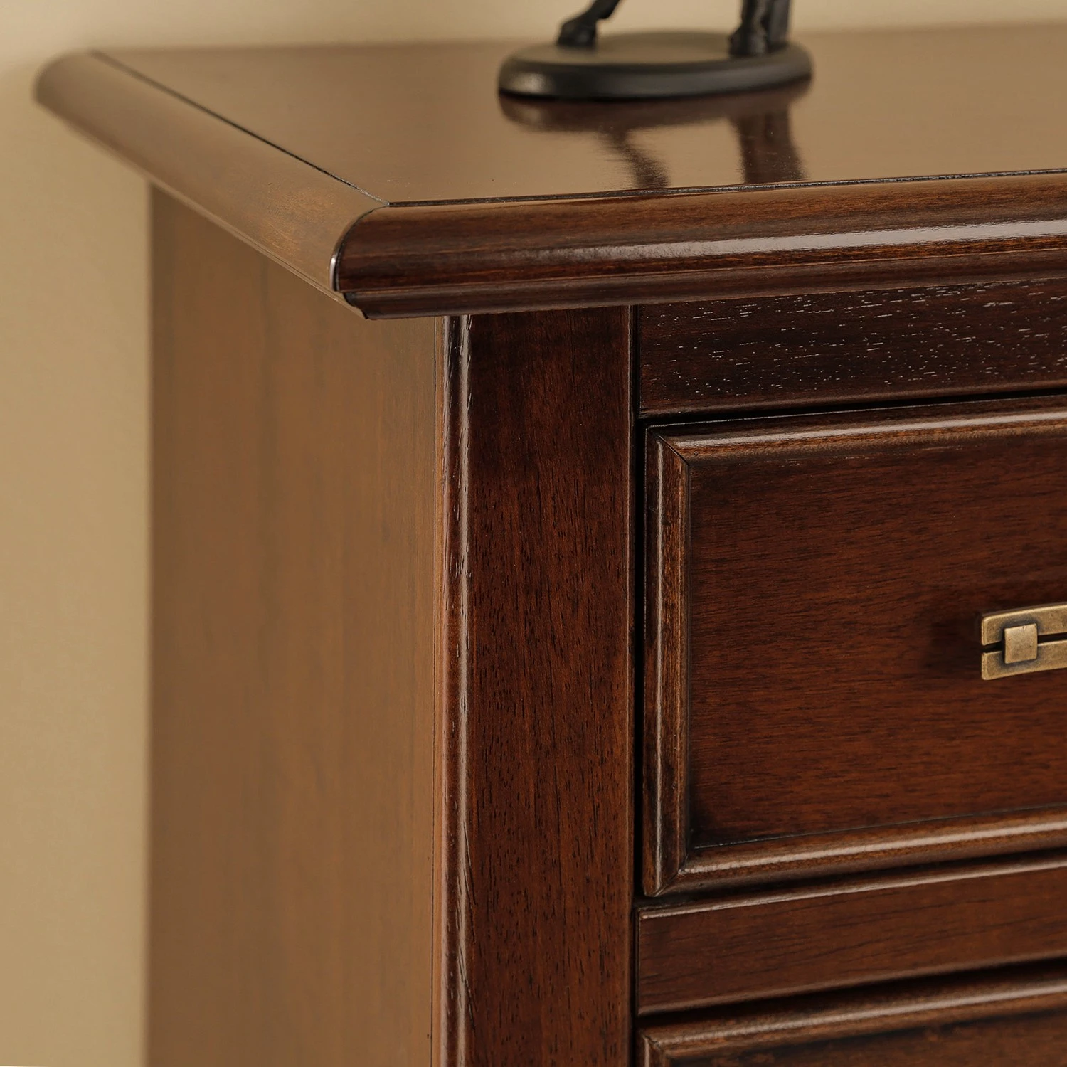 Ridgevalley Kommode Brieux - Tulpenbaum teilmassiv - Tulpenbaum Antik 6 Ridgevalley Kommode Brieux - Tulpenbaum teilmassiv - Tulpenbaum Antik – Bild 6