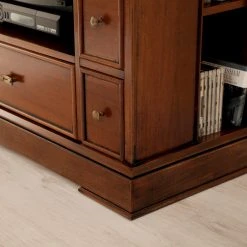 Ridgevalley TV-Lowboard Brieux II - Tulpenbaum teilmassiv - Tulpenbaum Antik 18 Ridgevalley TV-Lowboard Brieux II - Tulpenbaum teilmassiv - Tulpenbaum Antik -Wohnzimmermöbel boutique en ligne 1000230624 201113 12542300106 DETAILS P000000001000230624