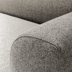 Studio Copenhagen Ecksofa Lussant - Flachgewebe Shina: Hellgrau - Ottomane davorstehend links - Schwarz -Wohnzimmermöbel boutique en ligne 1000242187 210217 08330400097 DETAILS P000000001000242187