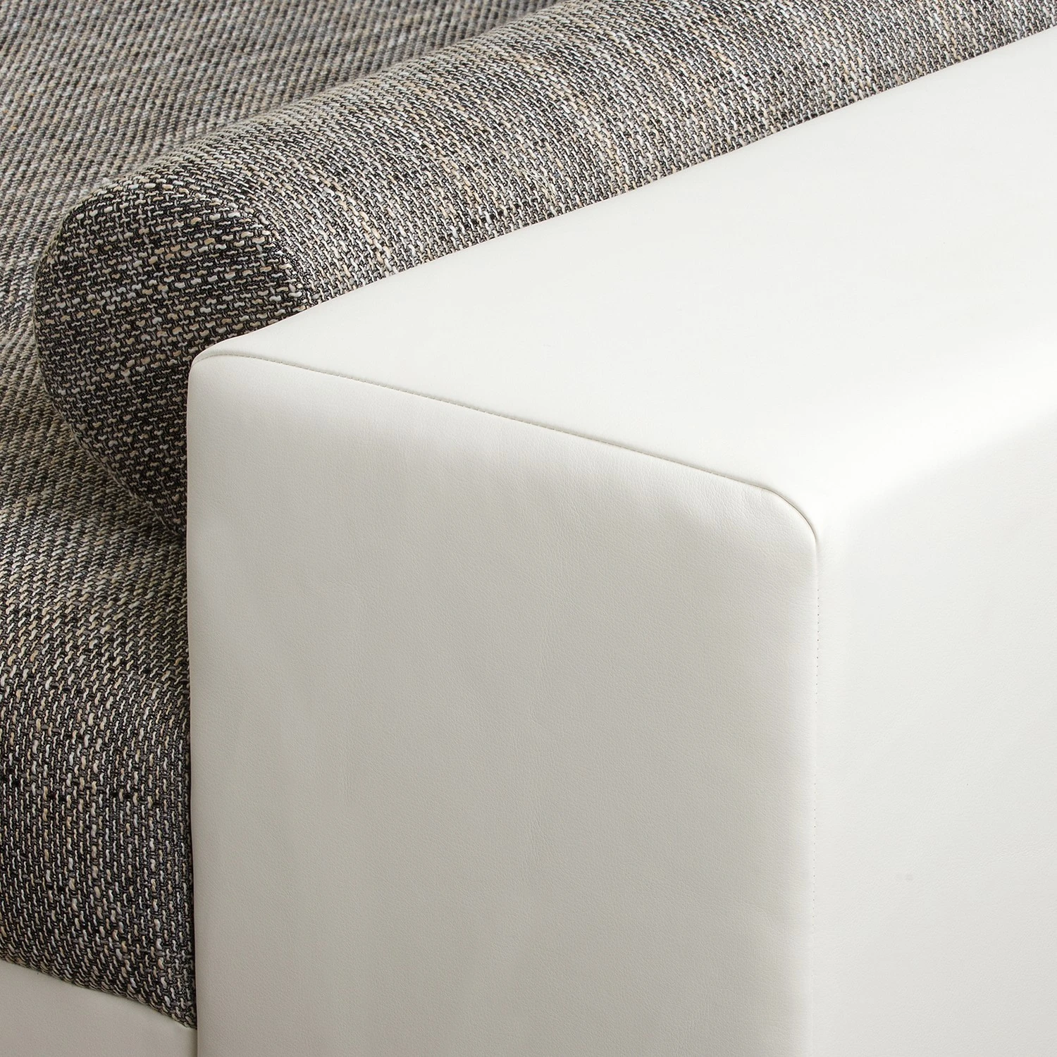 Loftscape Bigsofa Canton I - Kunstleder / Strukturstoff - Weiß / Hellgrau 7 Loftscape Bigsofa Canton I - Kunstleder / Strukturstoff - Weiß / Hellgrau – Bild 7