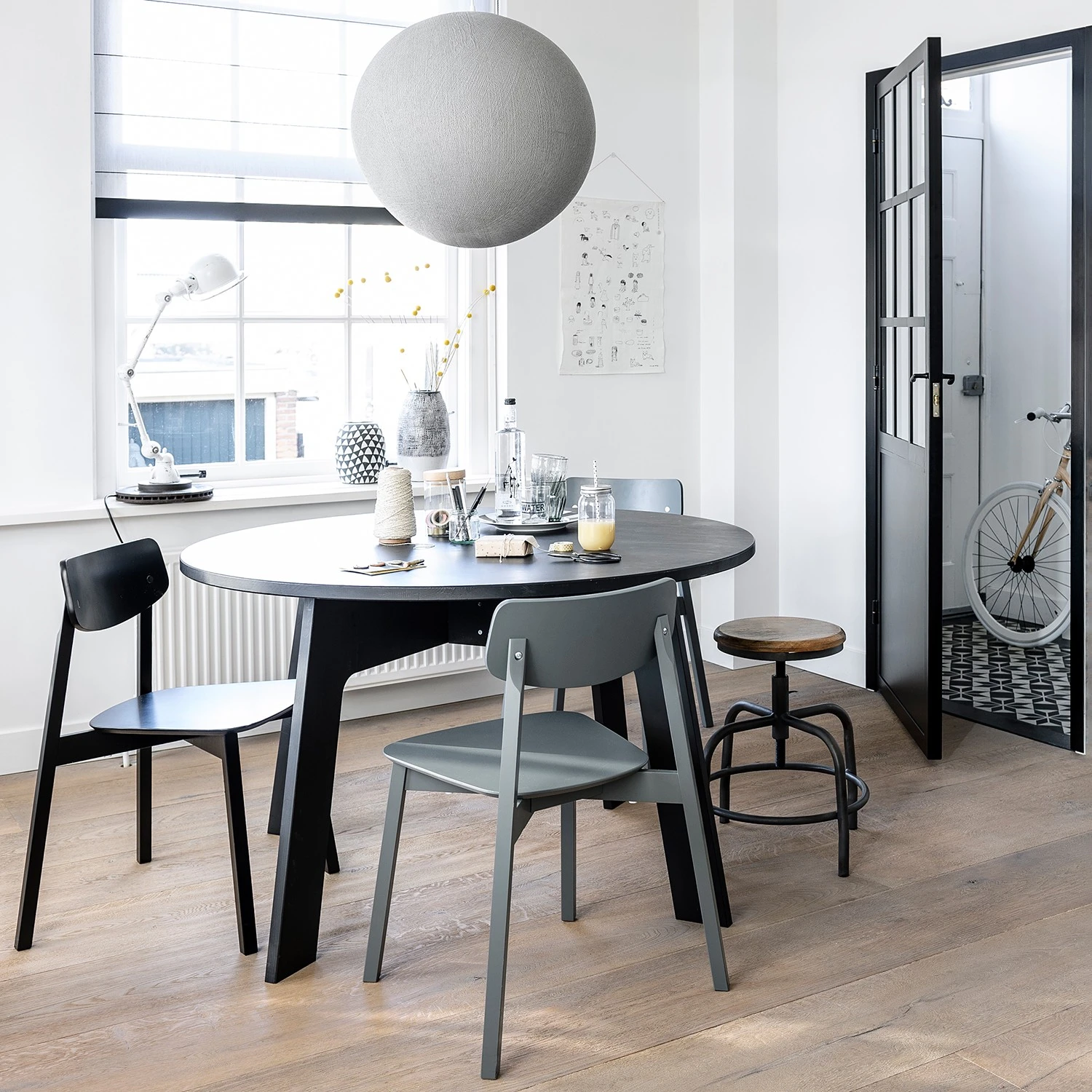 Red Living Sitzhocker Barry - Mango massiv / Metall - Mango / Grau 4 Red Living Sitzhocker Barry - Mango massiv / Metall - Mango / Grau – Bild 4