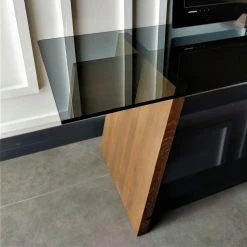 Loftscape TV-Rack Kalisz - Glas / Walnuss massiv - Rauchgrau / Walnuss -Wohnzimmermöbel boutique en ligne 1000333663 220302 030 DETAILS P000000001000333663