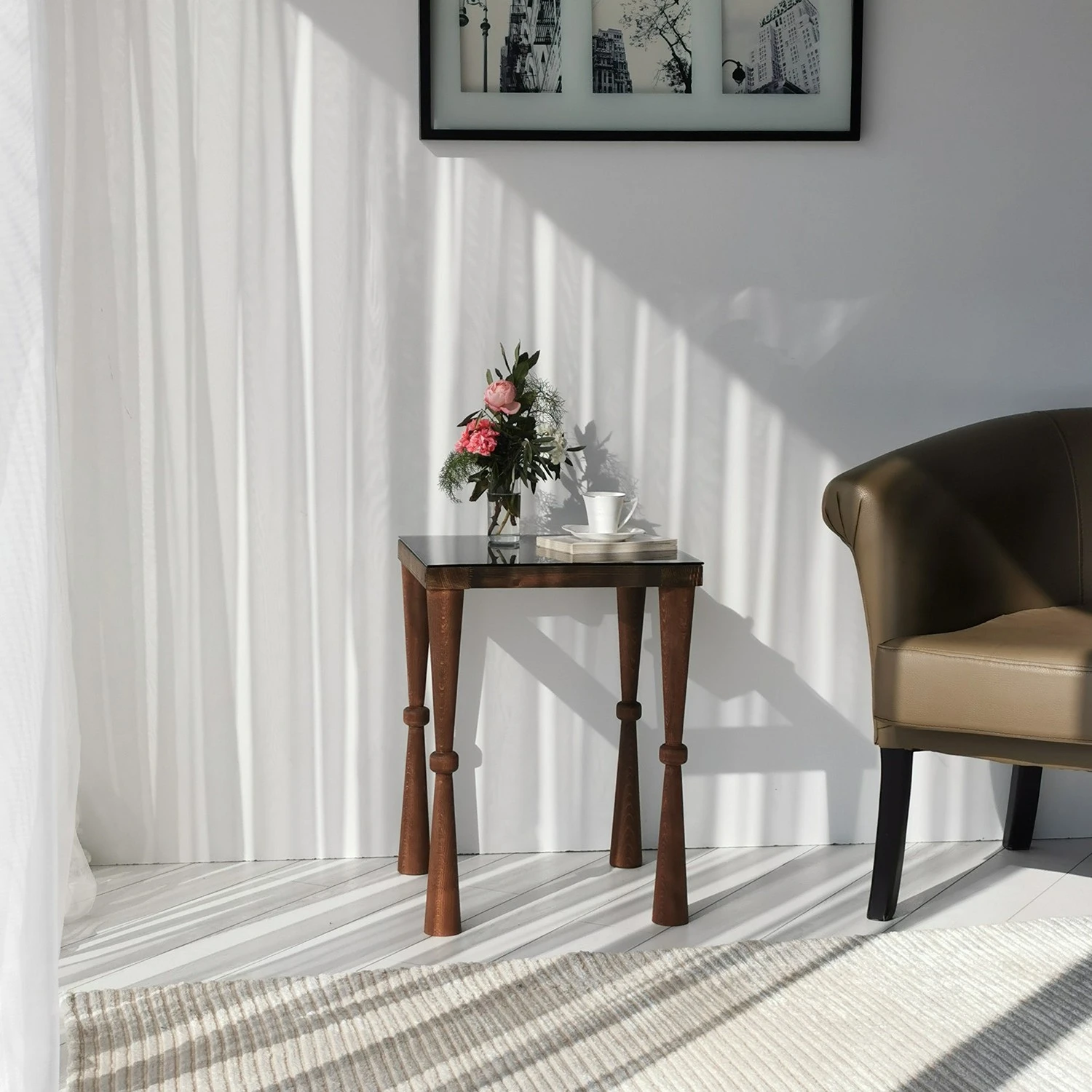 Ars Natura Beistelltisch Donatella - Glas / Walnuss massiv - Rauchschwarz / Walnuss 4 Ars Natura Beistelltisch Donatella - Glas / Walnuss massiv - Rauchschwarz / Walnuss – Bild 4