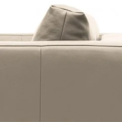 Studio Copenhagen Ecksofa Madison I - Echtleder Neka: Hellgrau - Breite: 319 cm - Ottomane davorstehend links 15 Studio Copenhagen Ecksofa Madison I - Echtleder Neka: Hellgrau - Breite: 319 cm - Ottomane davorstehend links -Wohnzimmermöbel boutique en ligne 1000333898 220301 060 DETAILS P000000001000333898