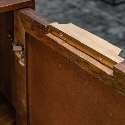 Red Living Kommode Nook - Mango massiv / Metall - Mango / Gold -Wohnzimmermöbel boutique en ligne 1000341972 220331 066 DETAILS P000000001000341972