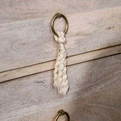 Ridgevalley Sideboard Lumby II - Mango massiv - Mango Hell / Grau -Wohnzimmermöbel boutique en ligne 1000359923 220621 060 DETAILS P000000001000359923