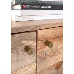 Naturoo Sideboard Yearby - Mango massiv - Mango / Gold 13 Naturoo Sideboard Yearby - Mango massiv - Mango / Gold -Wohnzimmermöbel boutique en ligne 1000359926 220713 040 DETAILS P000000001000359926