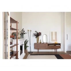 Naturoo TV-Lowboard Chipata - Walnuss teilmassiv -Wohnzimmermöbel boutique en ligne 1000363983 220714 021 MOOD DETAILS P000000001000363983 mood