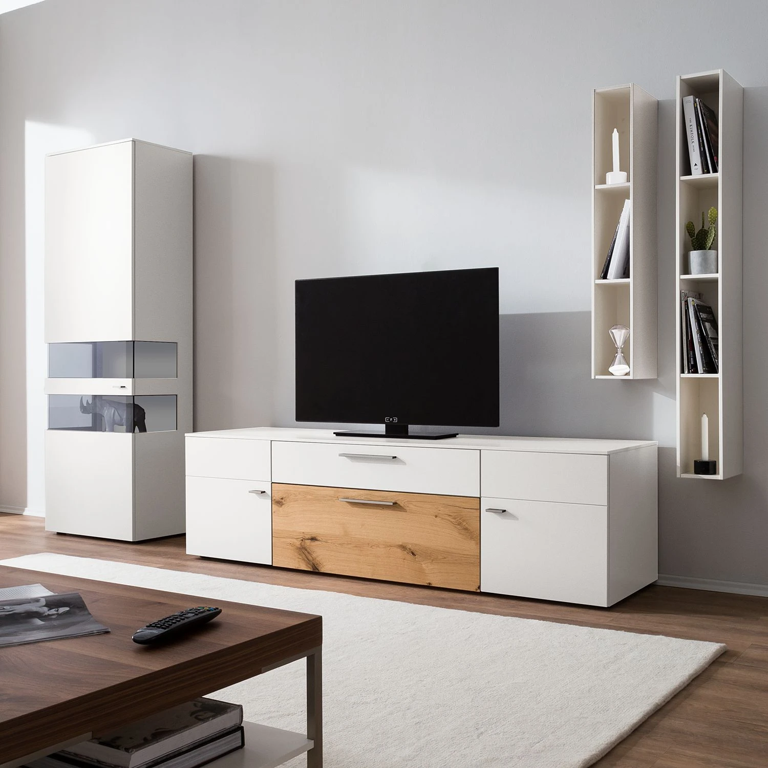 GWINNER TV-Lowboard Anzio I - Matt Weiß / Balkeneiche 3 GWINNER TV-Lowboard Anzio I - Matt Weiß / Balkeneiche – Bild 3